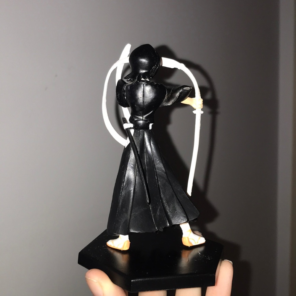 ANIME figurine🗡 - Picture 2 of 3